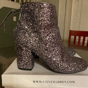 Steve Madden pewter glitter boots 7